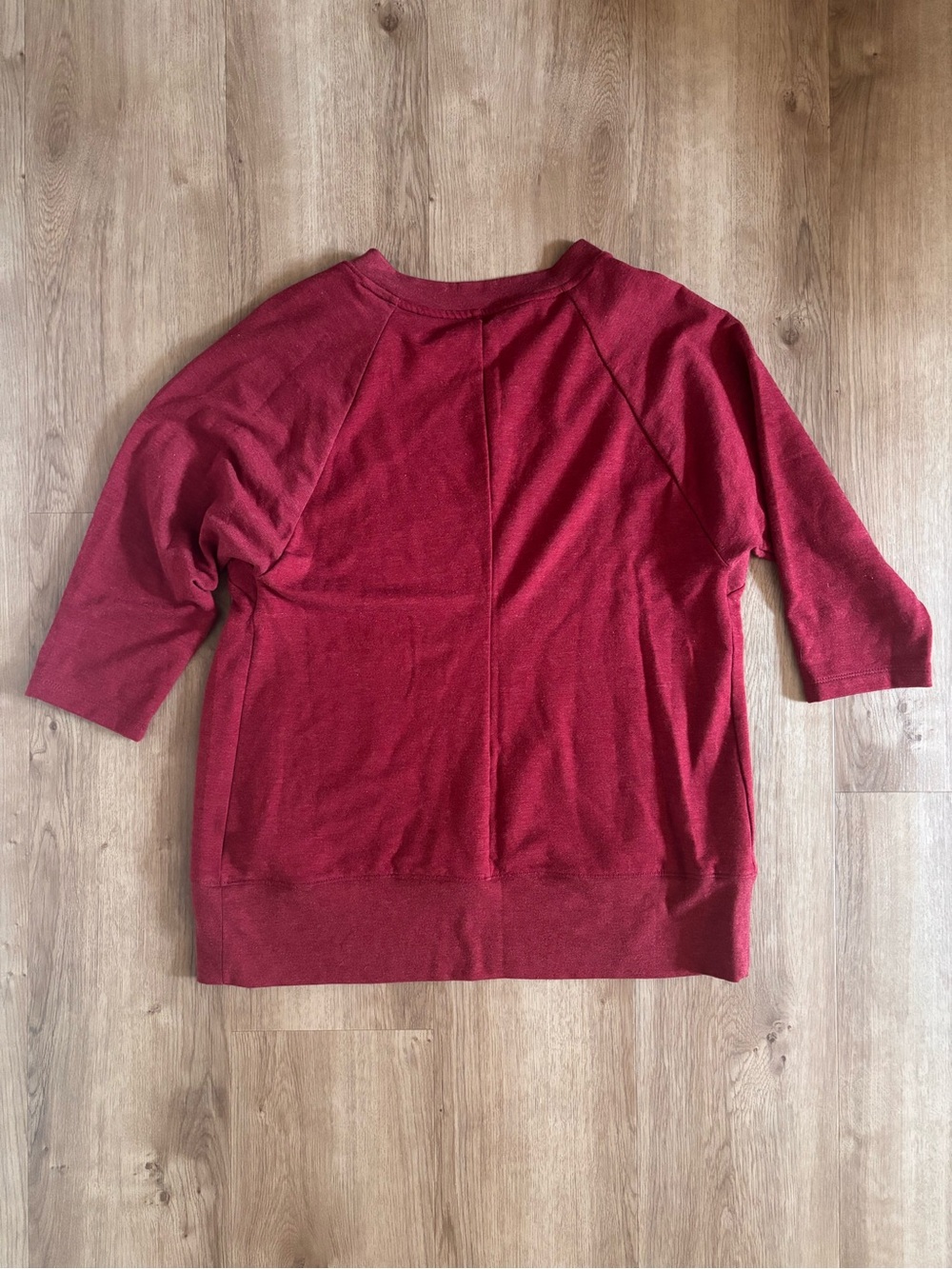Isabel Maternity Sweatshirt Women’s Medium Nursing Top Red Maroon - Picture 2 of 5